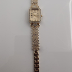 Prime Elegant Gold Crystal Bracelet Watch – Timeless Glamour
