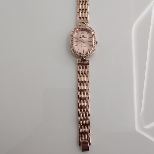 Riluns Rose Gold Oval Crystal Ladies Watch – Sophisticated Elegance