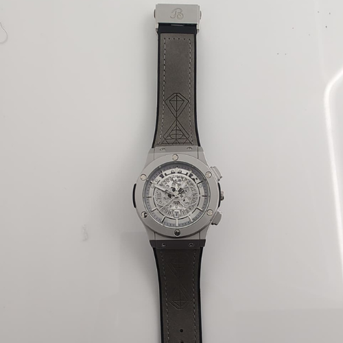 Hublot-Inspired Silver Chronograph – Premium Statement Watch | Modern Luxury & Precision